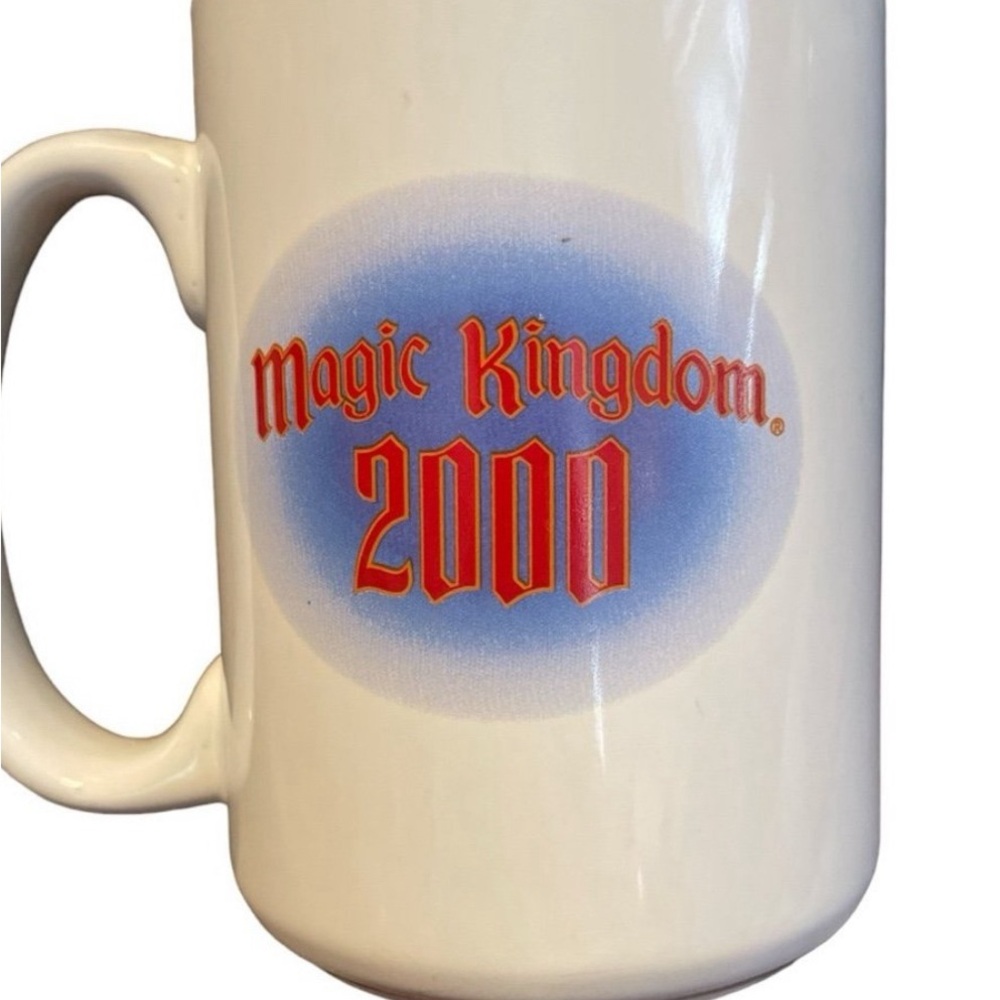 Magic Kindgom mug - Picture 2 of 4